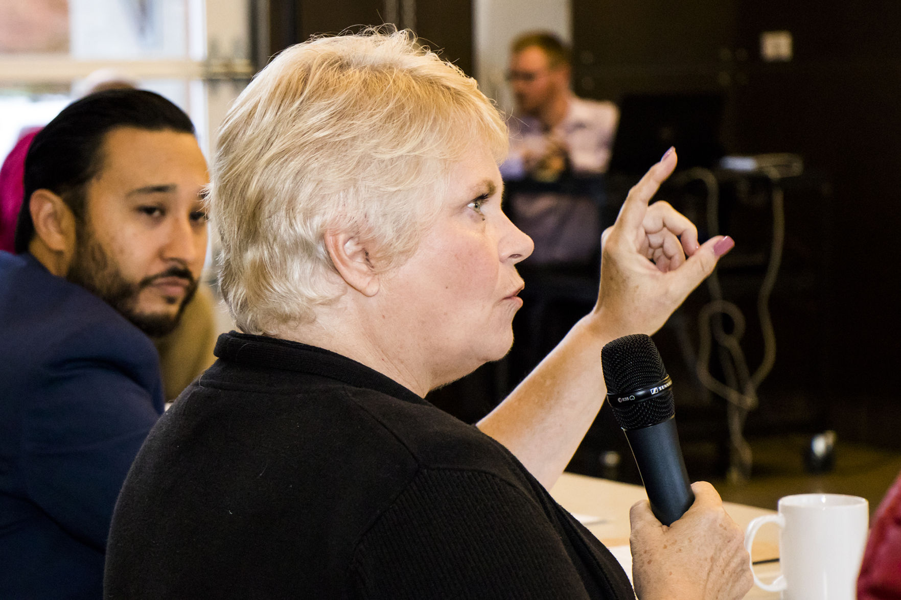 yelm.190918.homeless.meeting.jw2.jpg